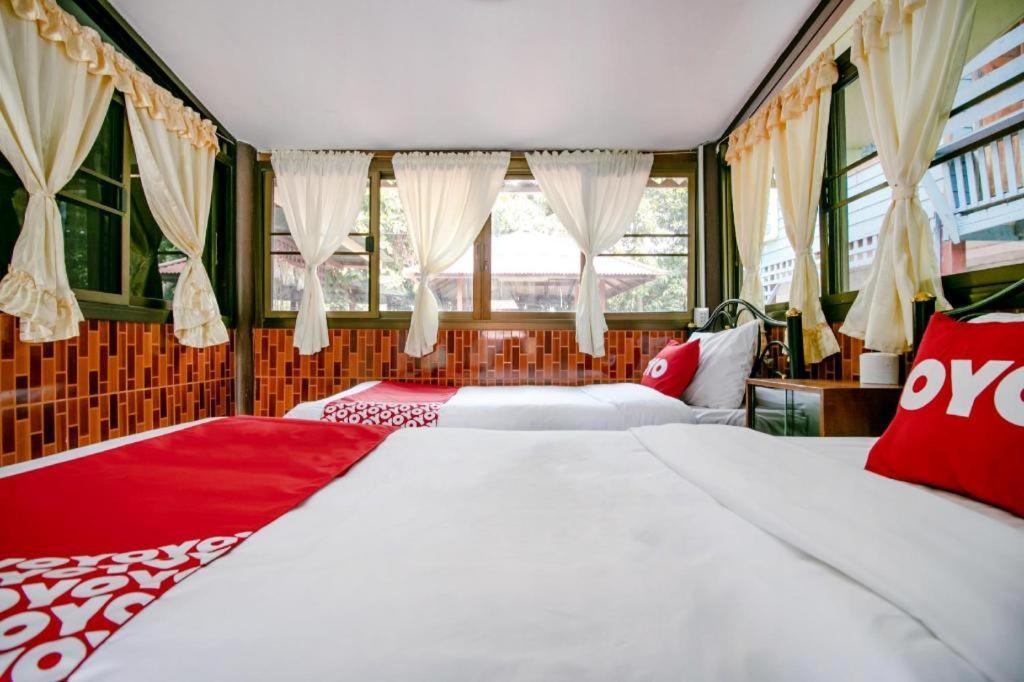 Raknatee Resort Nakhon Pathom Esterno foto