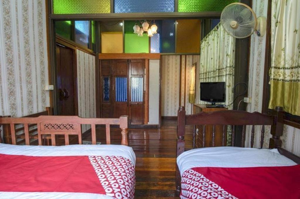 Raknatee Resort Nakhon Pathom Esterno foto