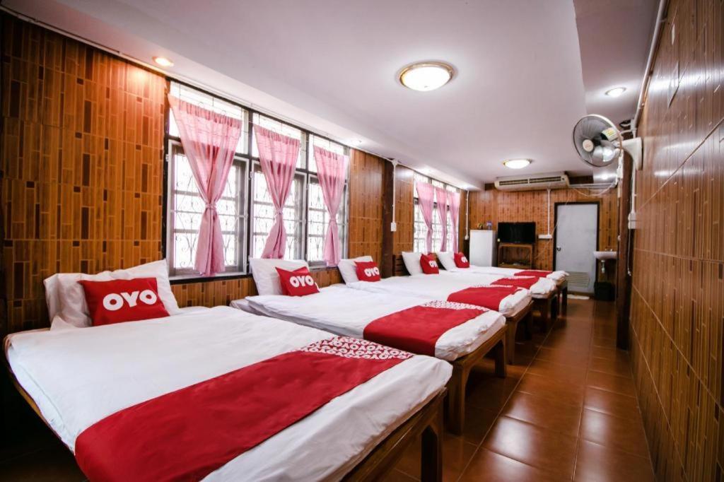 Raknatee Resort Nakhon Pathom Esterno foto