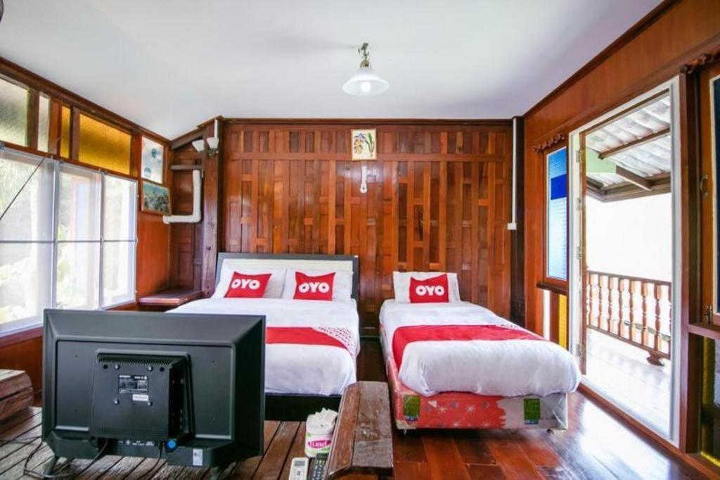 Raknatee Resort Nakhon Pathom Esterno foto