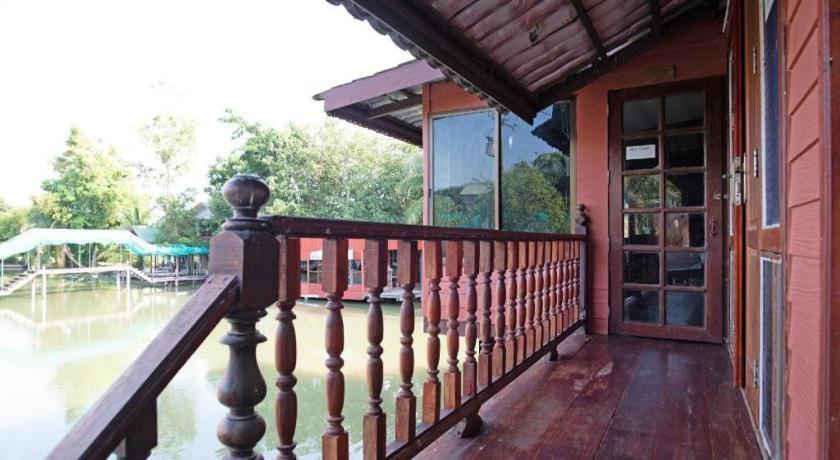 Raknatee Resort Nakhon Pathom Esterno foto